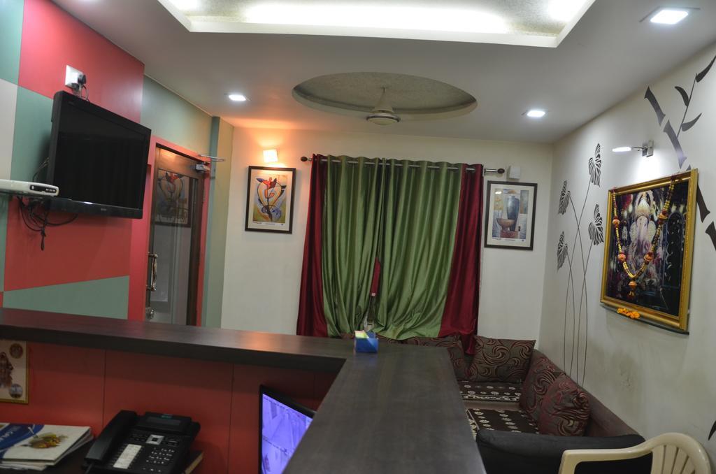 Hotel Royal Apple Ahmedabad Bilik gambar