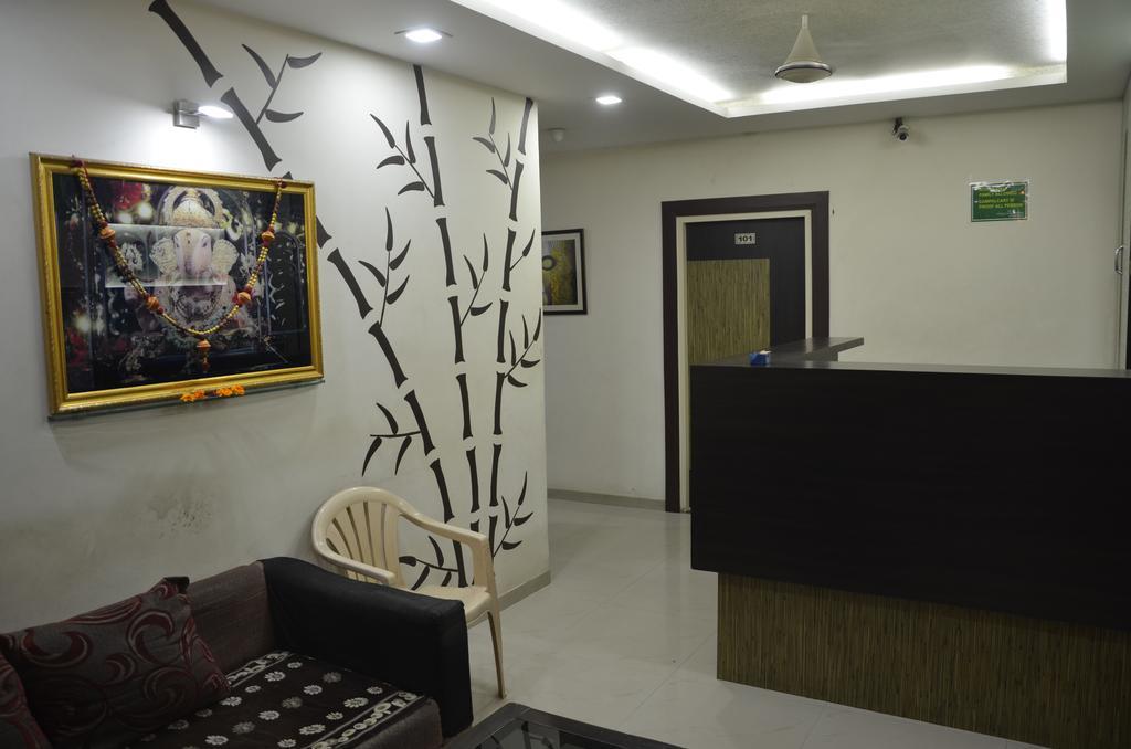 Hotel Royal Apple Ahmedabad Bilik gambar