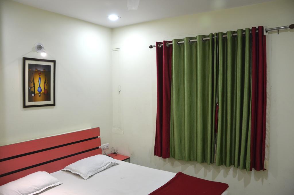 Hotel Royal Apple Ahmedabad Bilik gambar